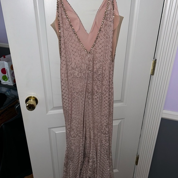 Event Dress - Picture 2 of 7